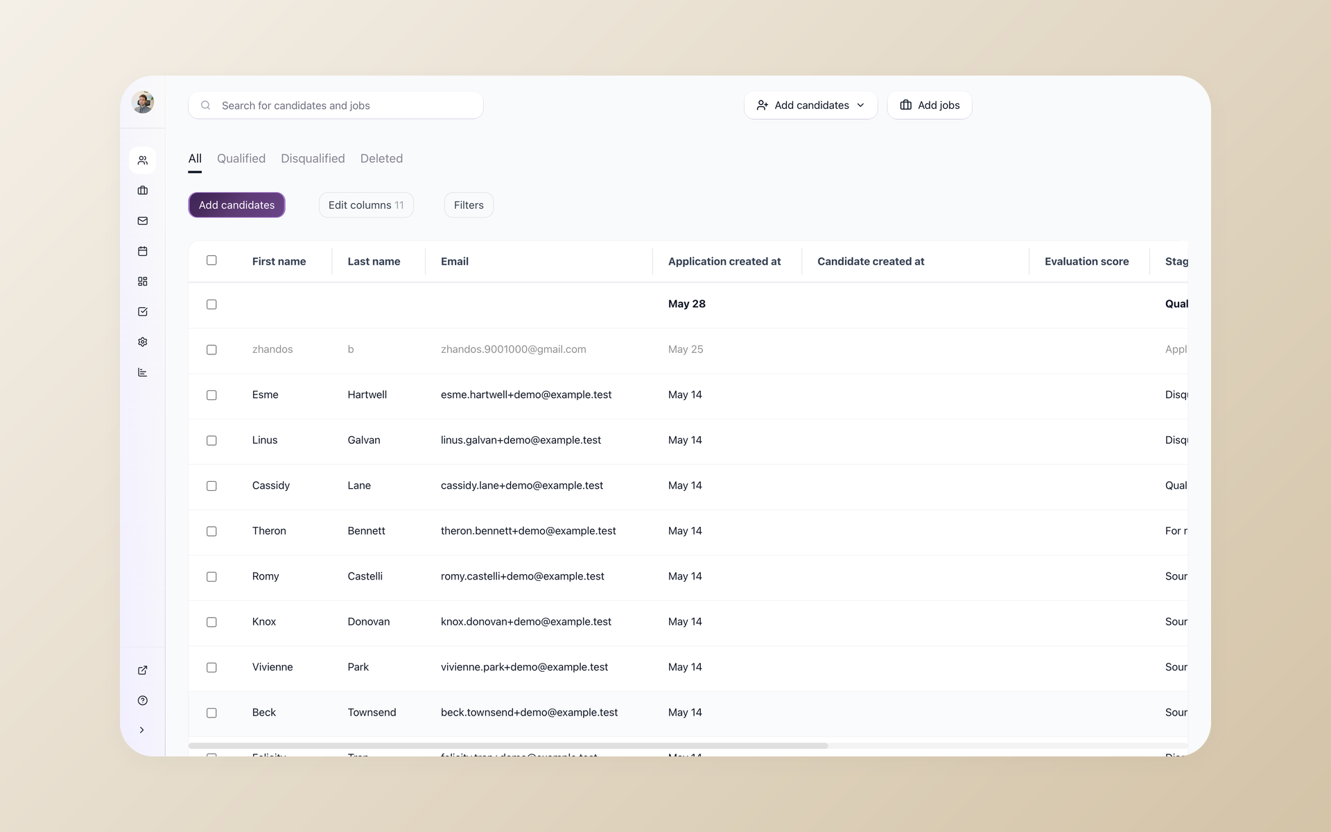 100Hires candidates view showing the searchable resume database list with email, application date, evaluation score, and stage columns